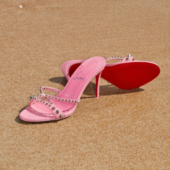 Christian Louboutin Tatoosh Spikes Sandal in Calipso
3.5” (85 mm) stiletto heel - Picture 4 of 4